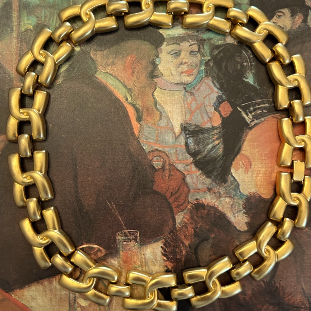 Vintage necklace matte gold tone